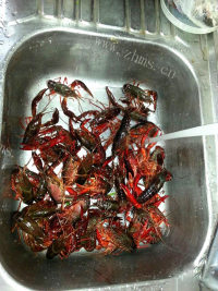 好吃的麻辣小龙虾做法图解1)