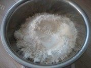 美味的猪肉芹菜馄饨做法图解4)