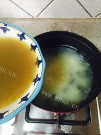 五味俱全的皮蛋瘦肉粥做法图解6)