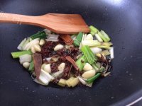美味的大盘鸡做法图解2)