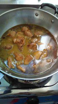 味道不错的土豆红烧肉做法图解6)