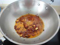 鸭血油豆腐粉丝汤做法图解5)