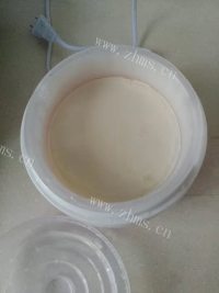 自制老酸奶做法图解2)