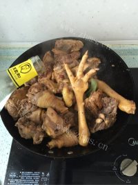 家常菜红烧公鸡做法图解15)