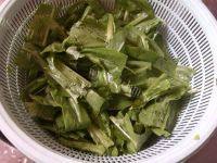 鲮鱼油麦菜做法图解4)