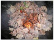 土豆炖牛肉做法图解8)