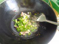 家常菜肉炒茭白做法图解6)