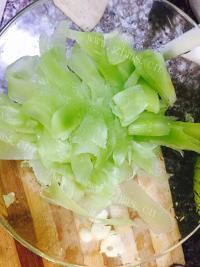 美味的热拌腰花做法图解2)
