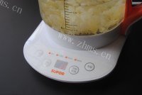 好喝的紫薯银耳糖水做法图解3)