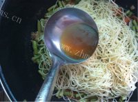 DIY豆角焖面做法图解26)
