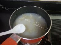 垂涎欲滴的乳白色肉皮冻做法图解7)