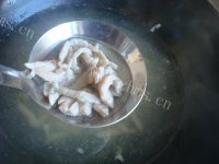 特色美食皮蛋瘦肉粥做法图解6)
