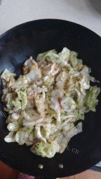 家常版手撕包菜做法图解6)