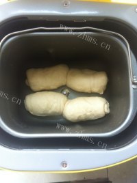 自制中种炼奶吐司做法图解7)