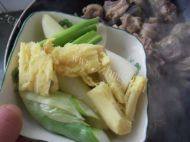 茶树菇炖鸡做法图解5)