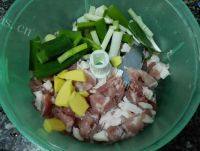 家常菜香菇酿肉做法图解2)