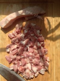 诱人的白菜肉卷做法图解2)