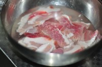 东北酸菜馅肉包子做法图解5)