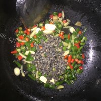 美味的香辣田螺肉做法图解7)