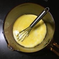 脆皮炸鲜奶做法图解5)