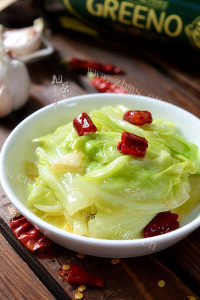 诱人的手撕包菜