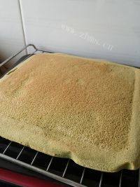 美味的抹茶蜜豆小蛋糕做法图解10)