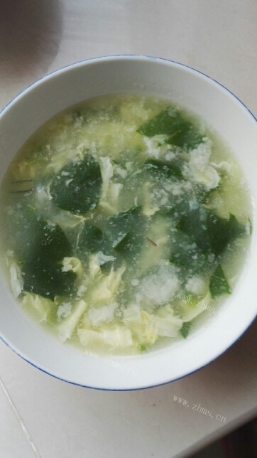 菠菜蛋花疙瘩汤