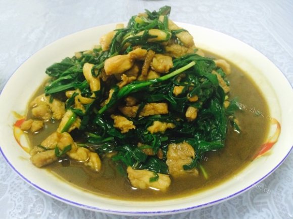 鲜美可口的韭菜炒肉丝