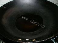 「绿色食物」鸡蛋炒韭菜做法图解3)