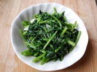 家常菜清炒茼蒿