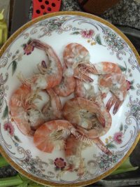 秘制椒盐对虾做法图解2)