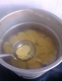 家常菜肉炒土豆片做法图解5)
