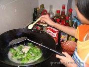 家常菜奶酪焗西兰花做法图解5)