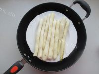 好吃草莓灌心熊做法图解3)