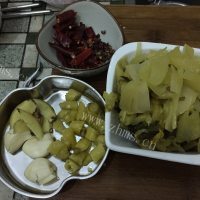 最喜欢吃的酸菜鱼做法图解3)