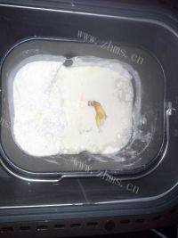 奶香紫薯面包做法图解1)