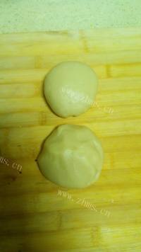 喷香的苏式榨菜鲜肉月饼做法图解5)