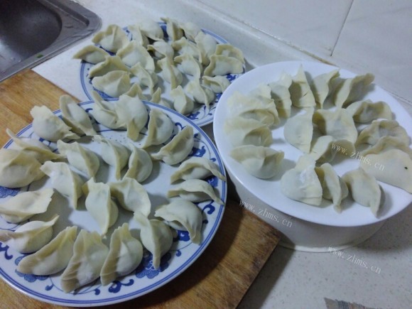 喷香的韭菜猪肉饺子
