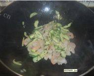 「DIY美食」清炒虾仁做法图解5)