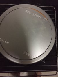 回味无穷的八寸戚风蛋糕做法图解16)