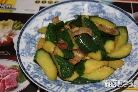 五花肉炒青瓜