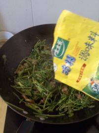 味道不错的香辣肉丝
