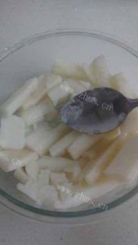 手工美食之孜然山药做法图解3)
