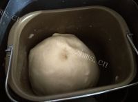 自制椰蓉小面包做法图解2)