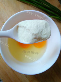 美味的牛仔蒸鸡蛋做法图解3)