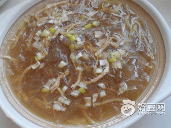 酸辣粉皮汤