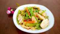 家常菜芹菜炒豆腐干