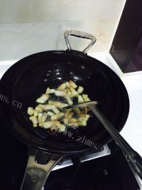 超级好吃的扁豆焖面做法图解3)
