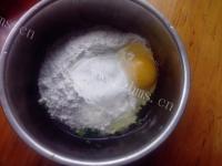 香喷喷的韭菜鸡蛋饼做法图解4)