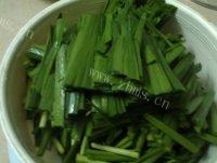 妈妈教我做炒韭菜做法图解1)